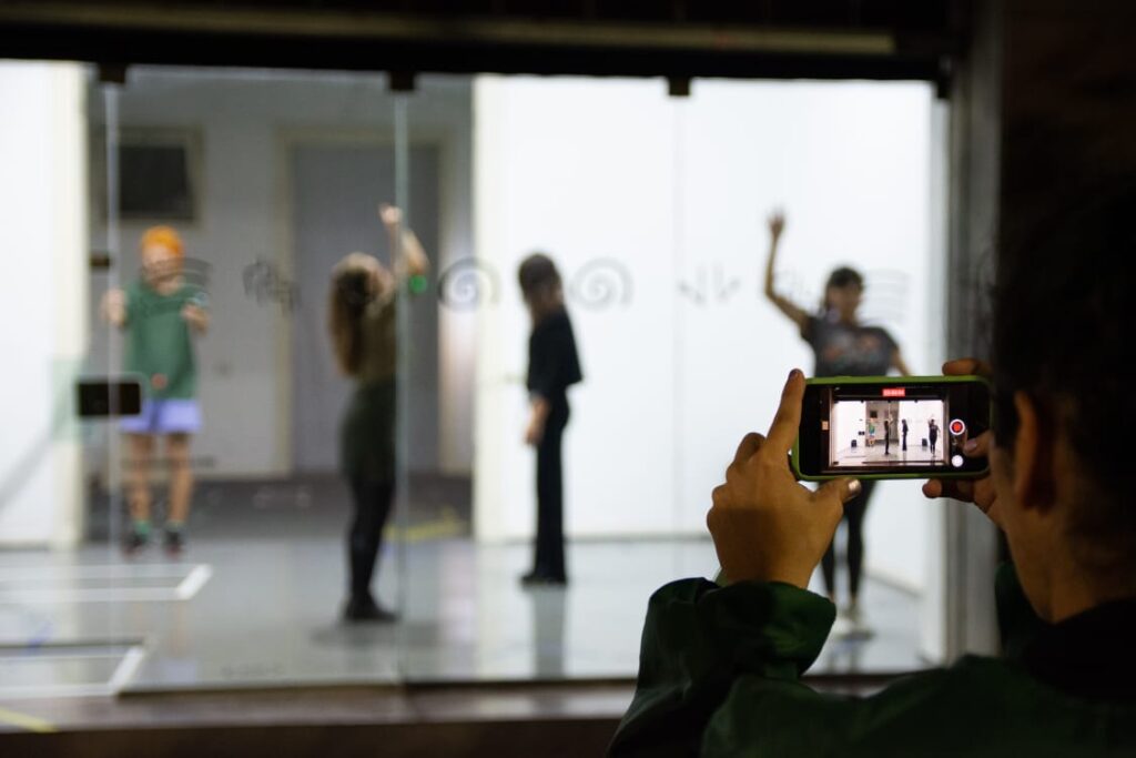 PAR ART RESIDENCE PROGRAM 2024